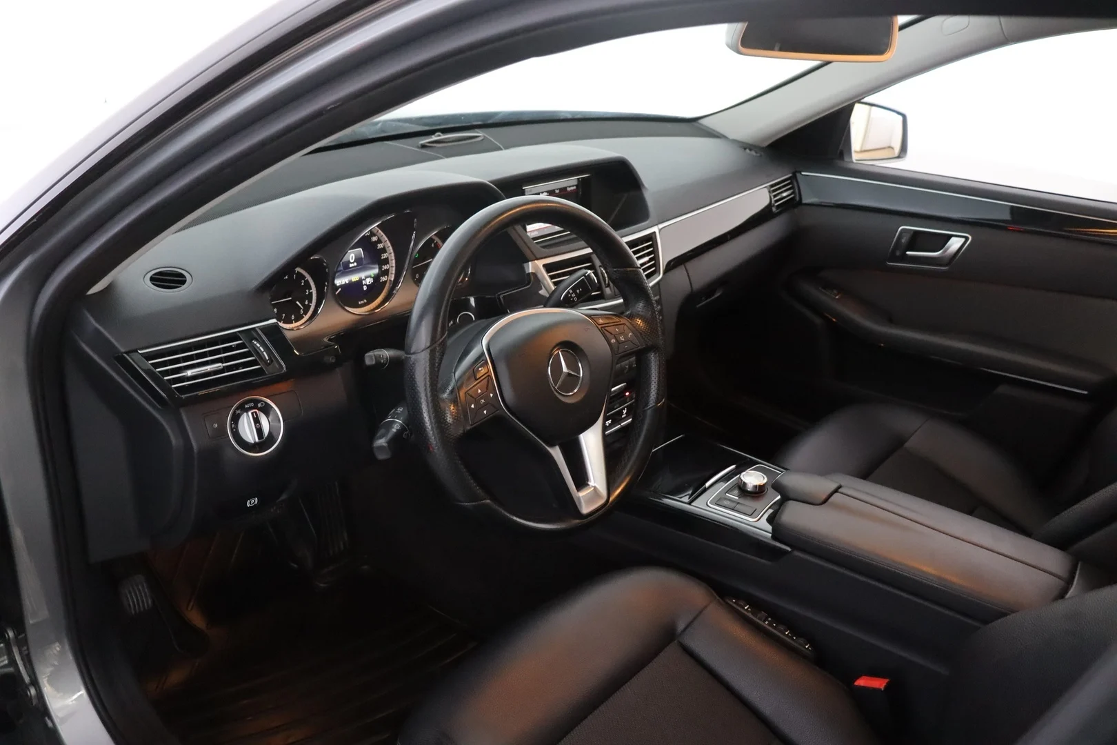 Car Image - 5QOG1Zmgdliq4YESdMdBlY