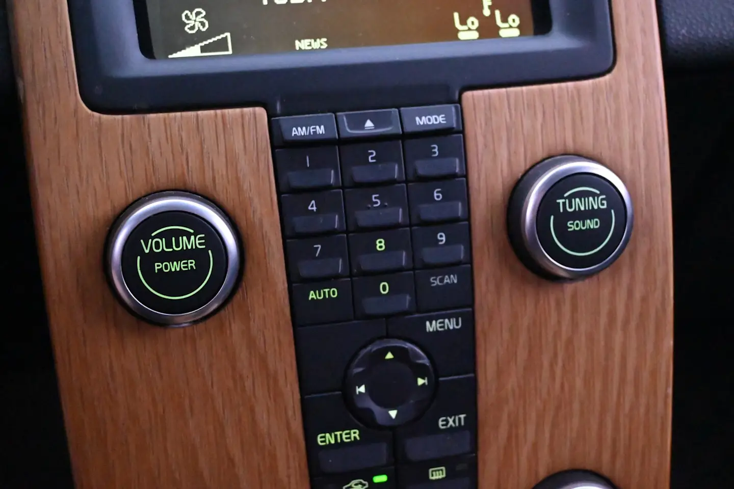 Car Image - 26B2MIjldHAyTR1ODWup8e