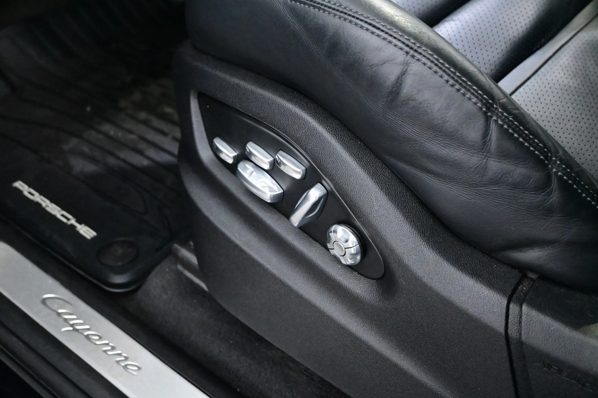 Car Image - 4Xpt2Qf6CkfyUEy5S2bz5E