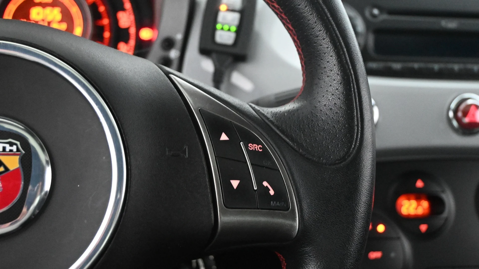 Car Image - RRlvSoSKfckY9aD8r6JeL
