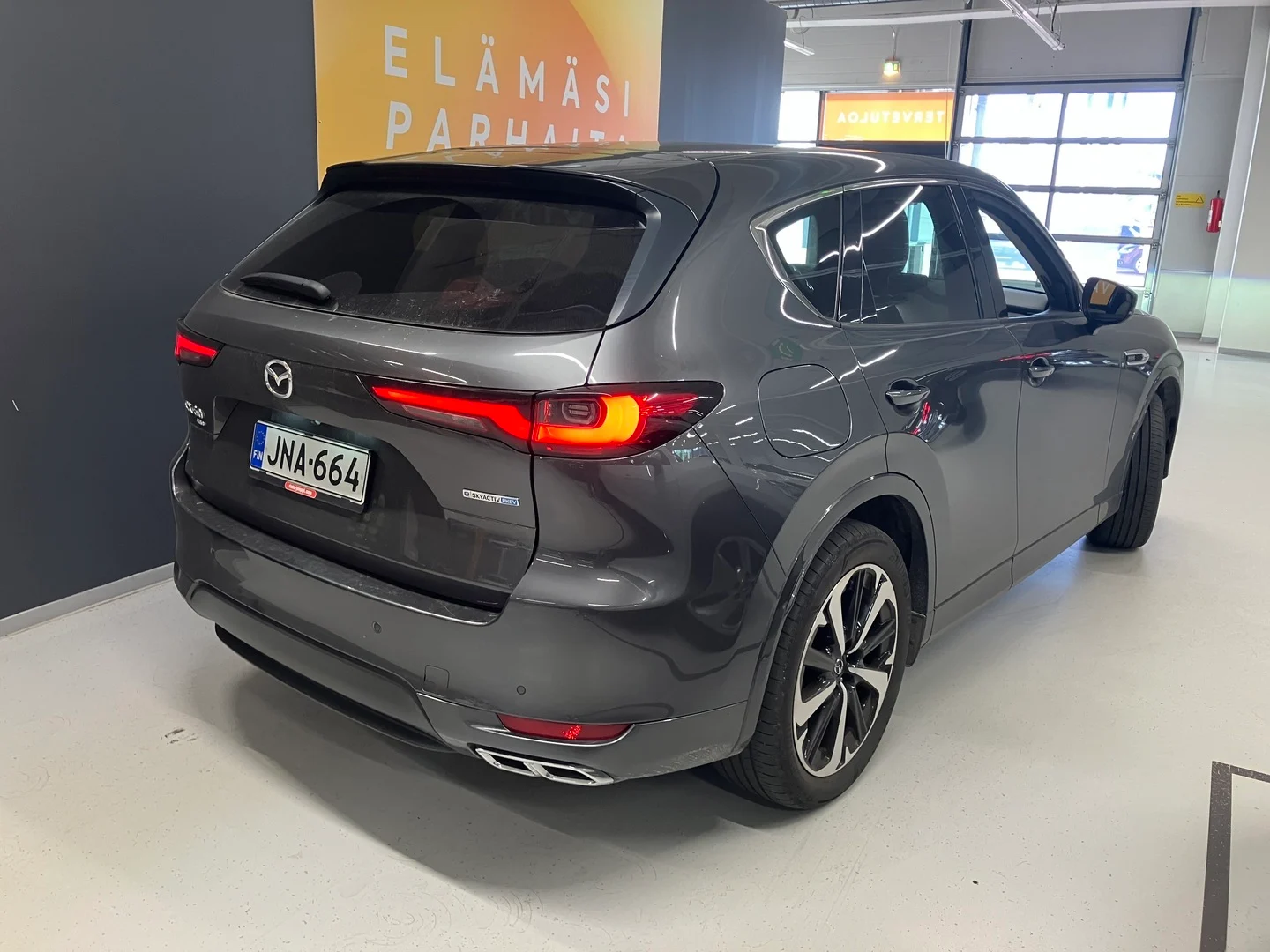 Car Image - 3cFiUpj3GgkYBh9mDvaPKn