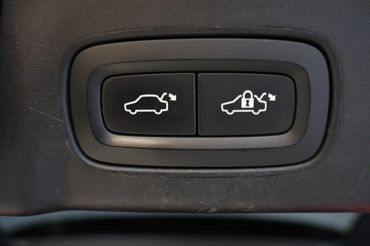 Car Image - 7eo0EnClaEkbjX1EBTZqxq