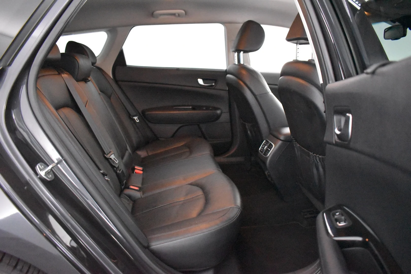 Car Image - 2trBNMfWiZVQXSmmlFL8y0