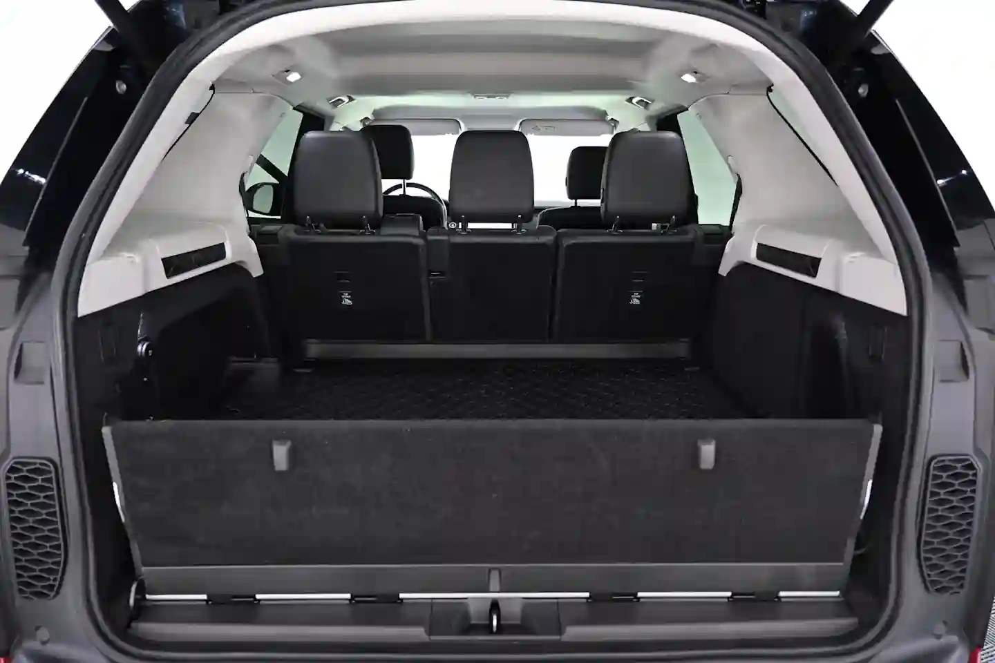 Car Image - 50B6ij6HLMgsptDuFO4BSe