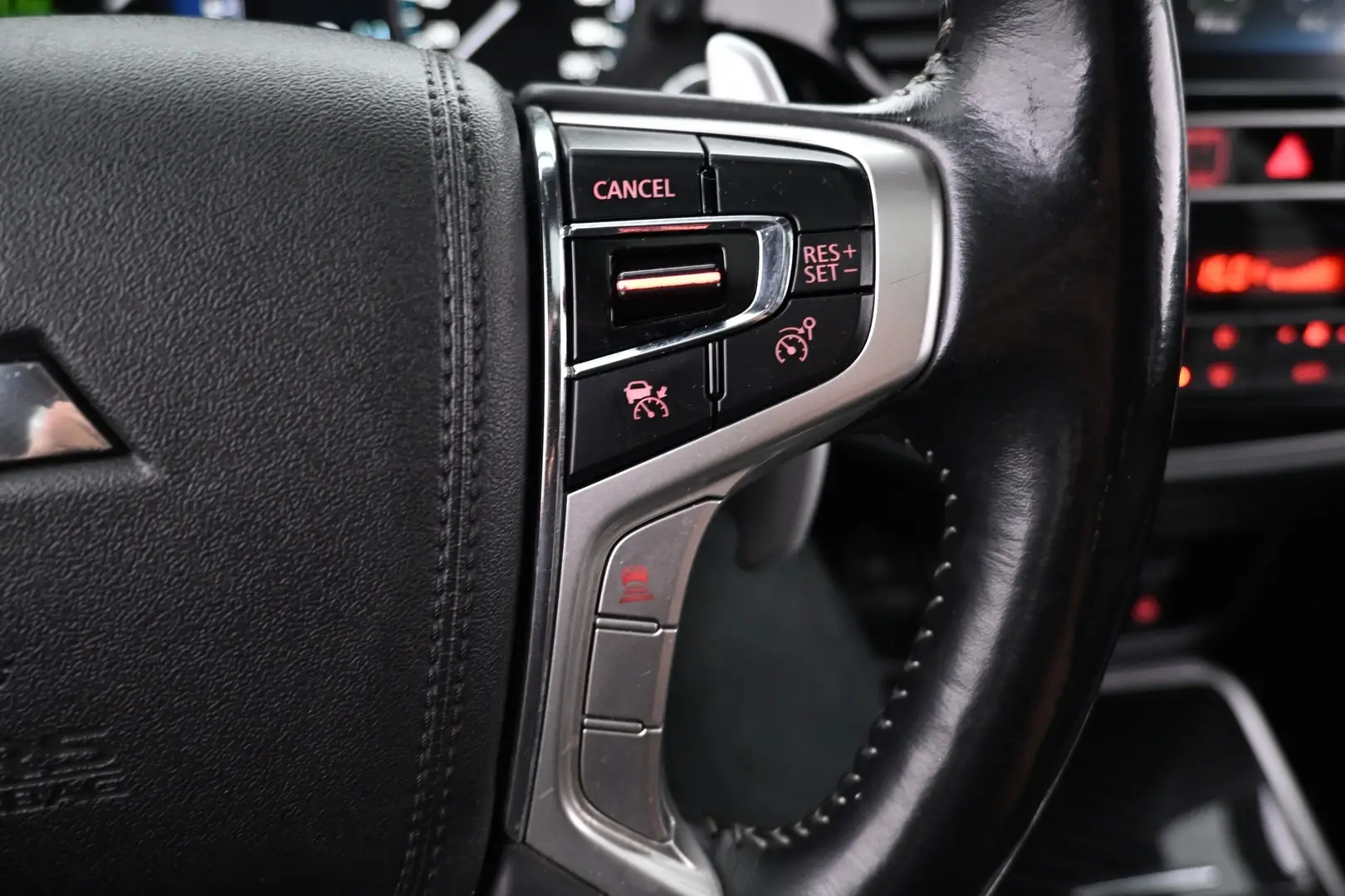 Car Image - 6tWU7S8DeqnNdLuAu69yJM