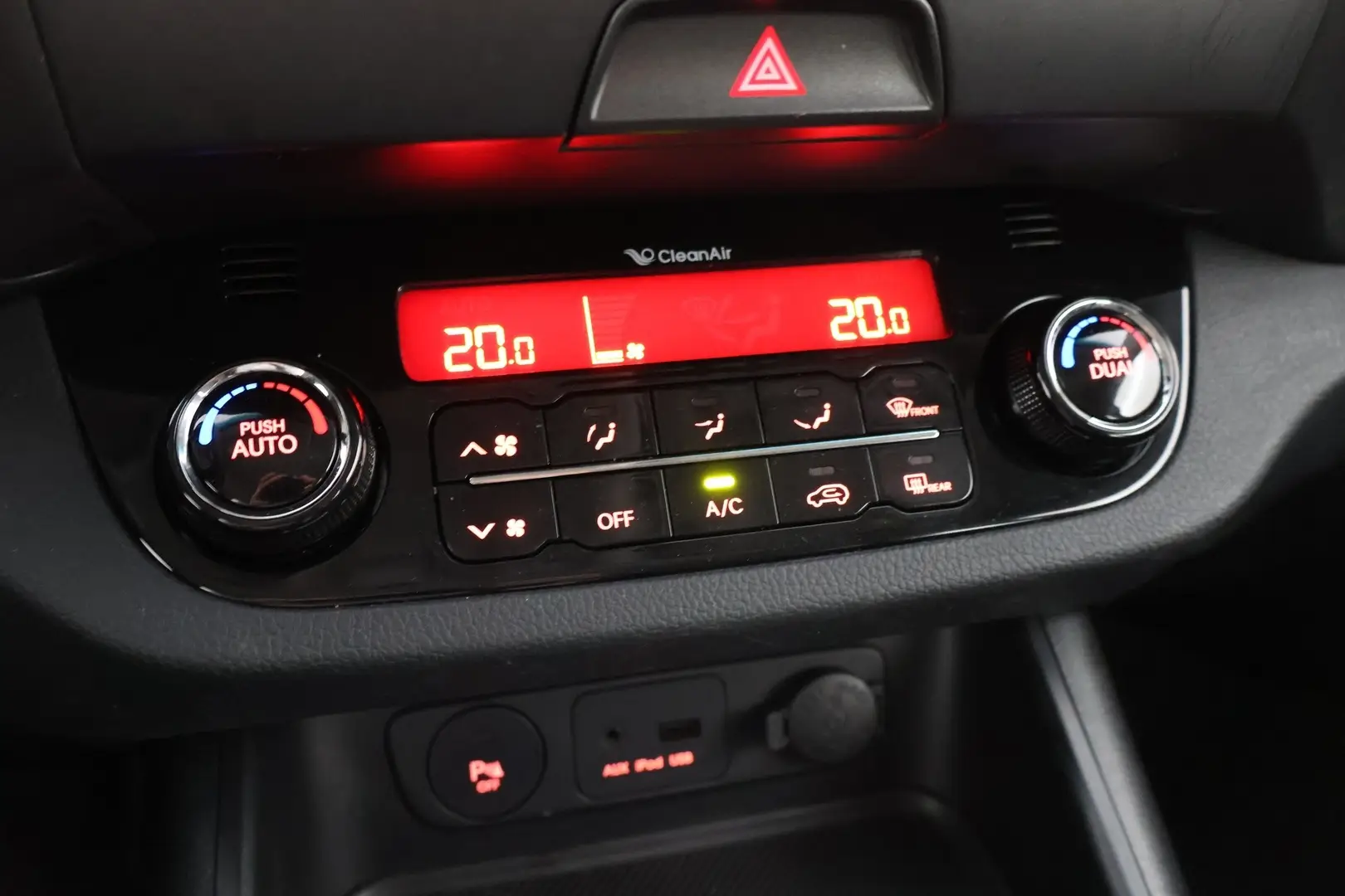 Car Image - 6raopTjJXkANRvoUD7Dd2R