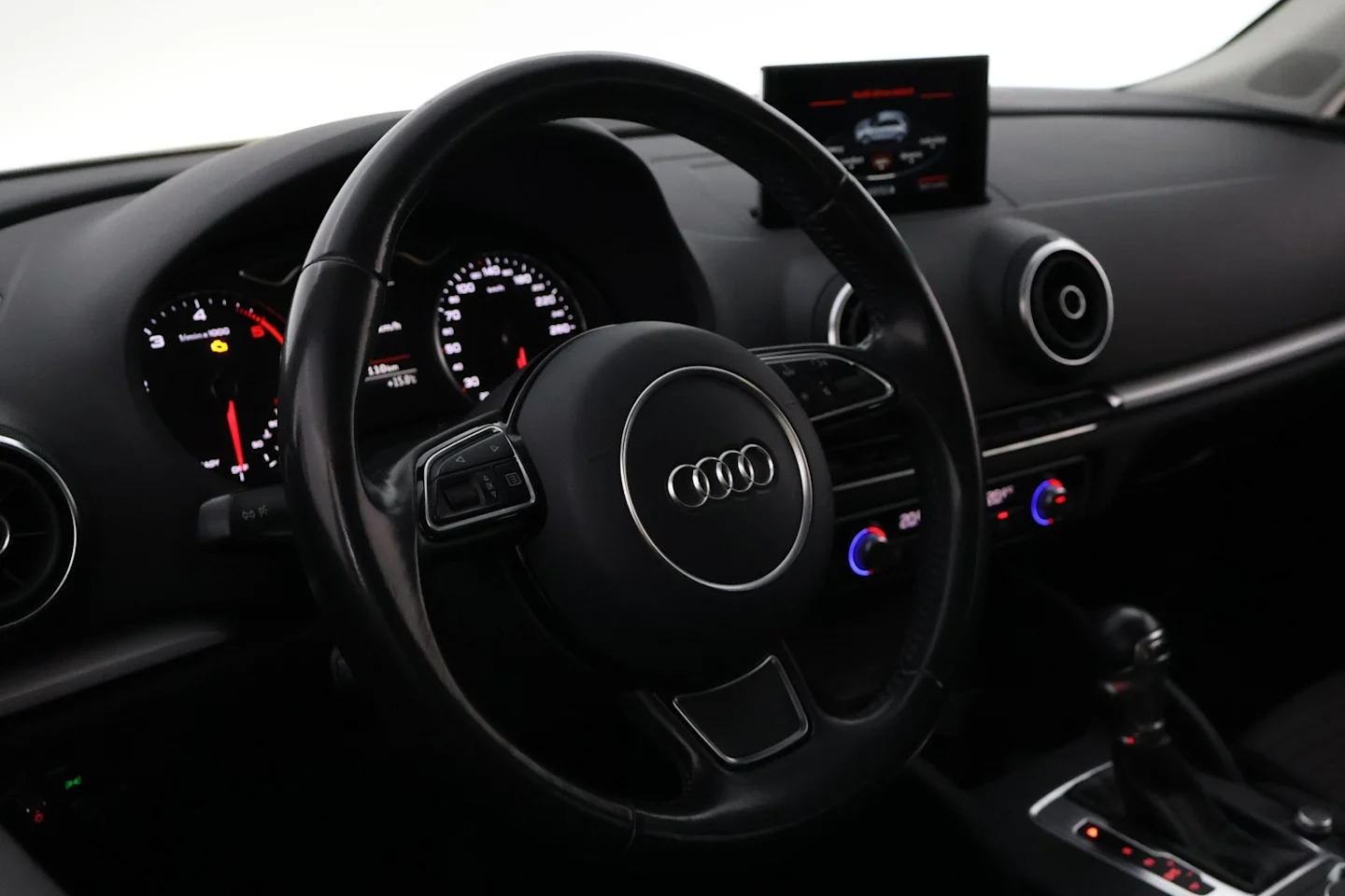 Car Image - 1ouab9NyI9EnHf3qT83dK7