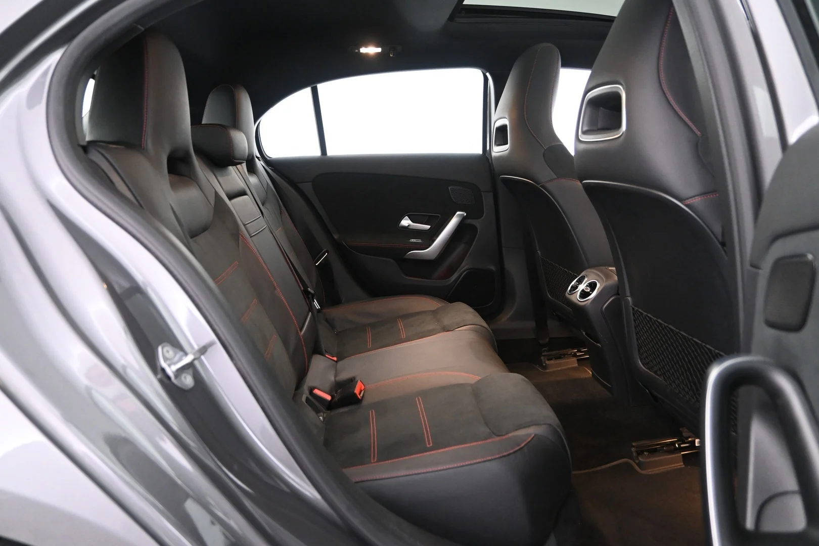 Car Image - 3eHrq5gWC5r8VoJ9orbplD
