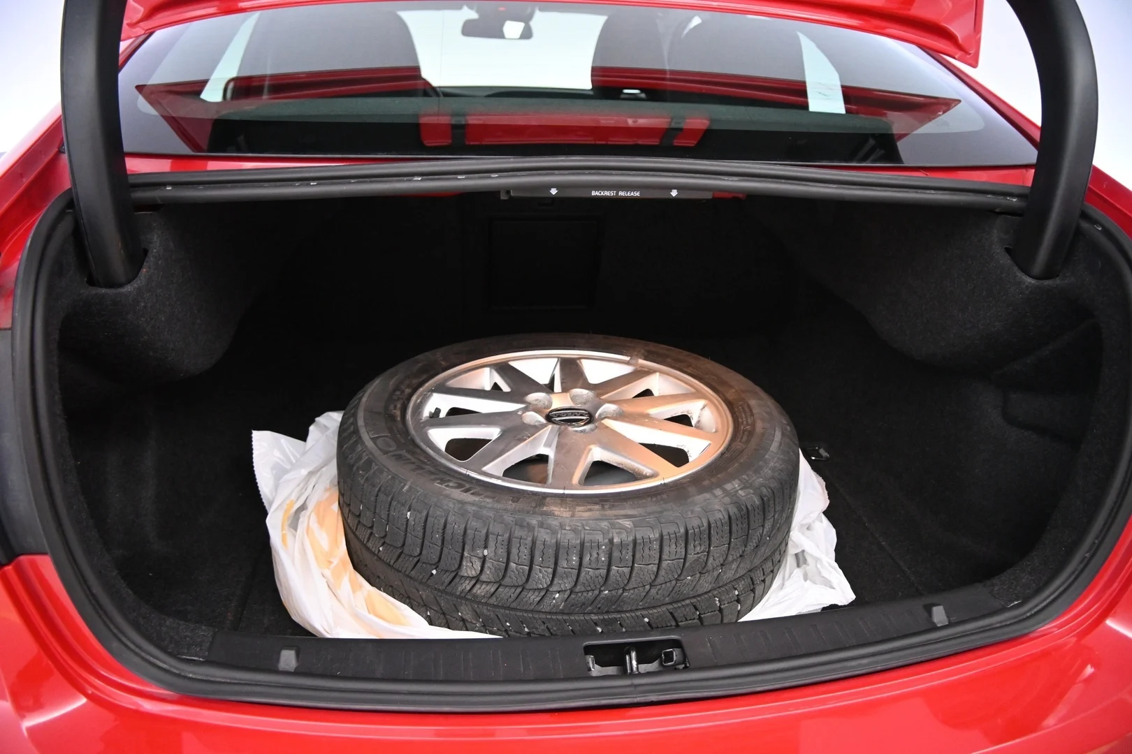 Car Image - 5KFYxtMGwGMNr9Z5A5ePMx