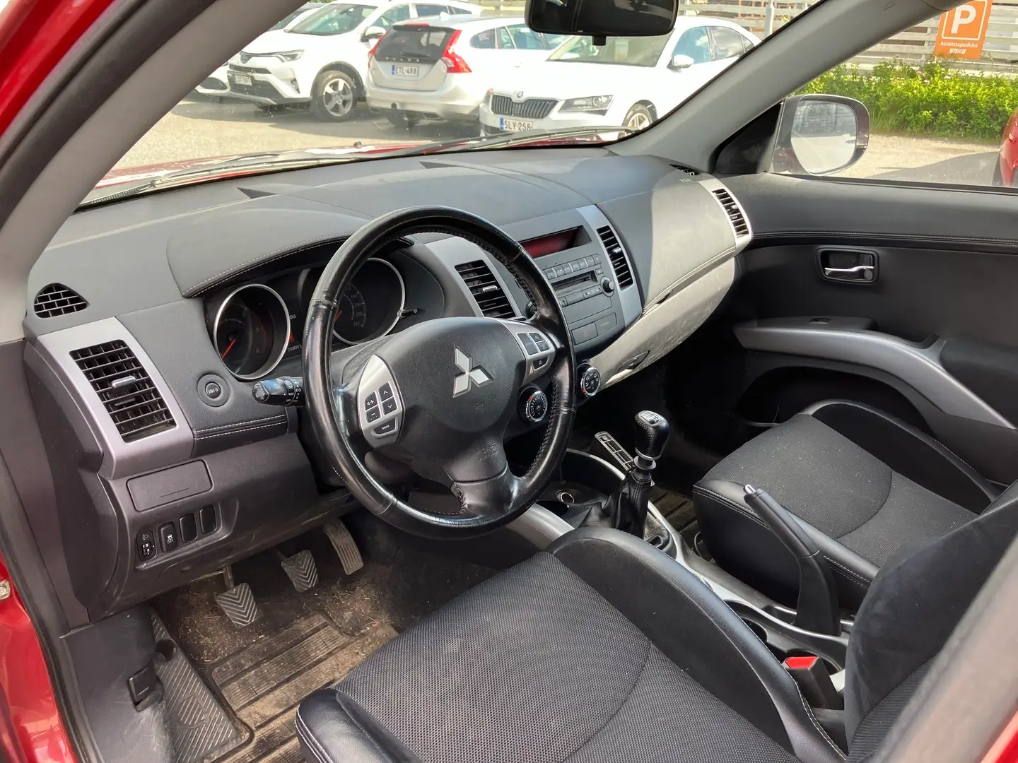 Car Image - 6J24lS2uLDc5iLzwU5kqZY