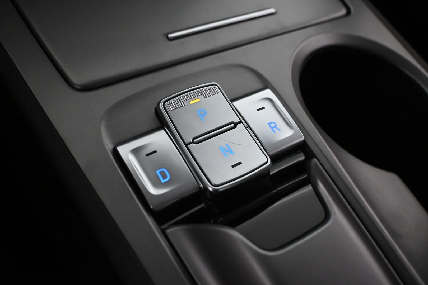 Car Image - 78Gmp8ErdGXoqWwXqv6Zle