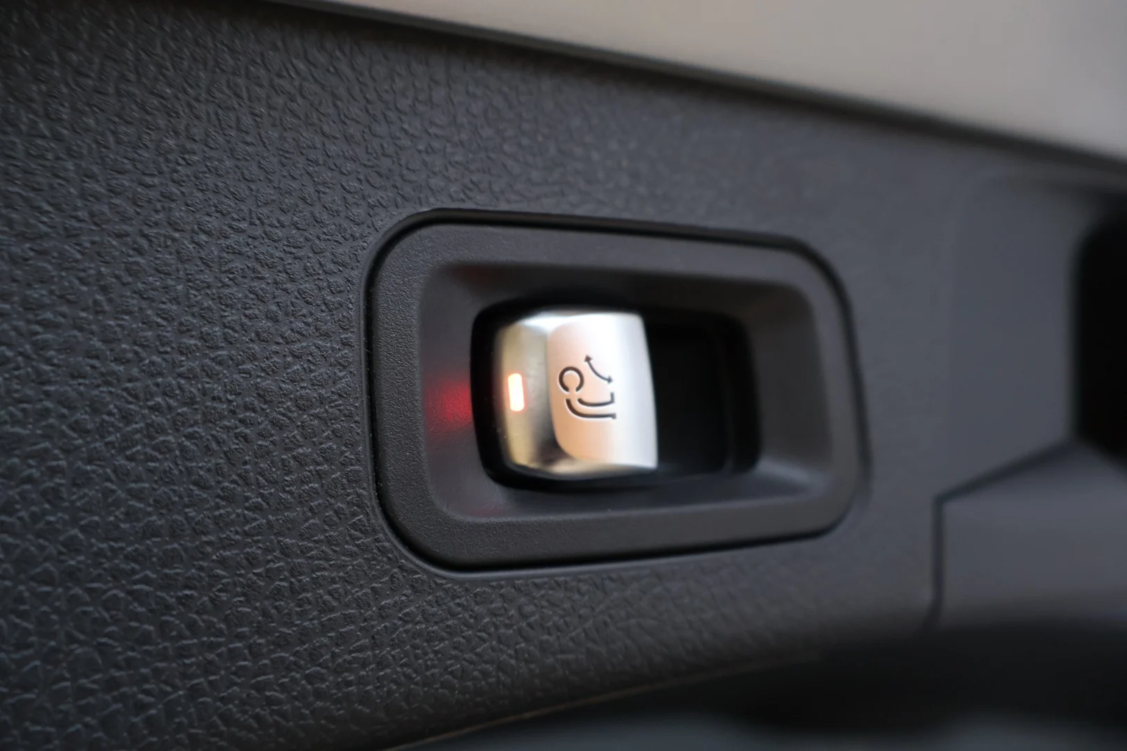 Car Image - 3O7T4uXrNH547L0pPZ9GOu