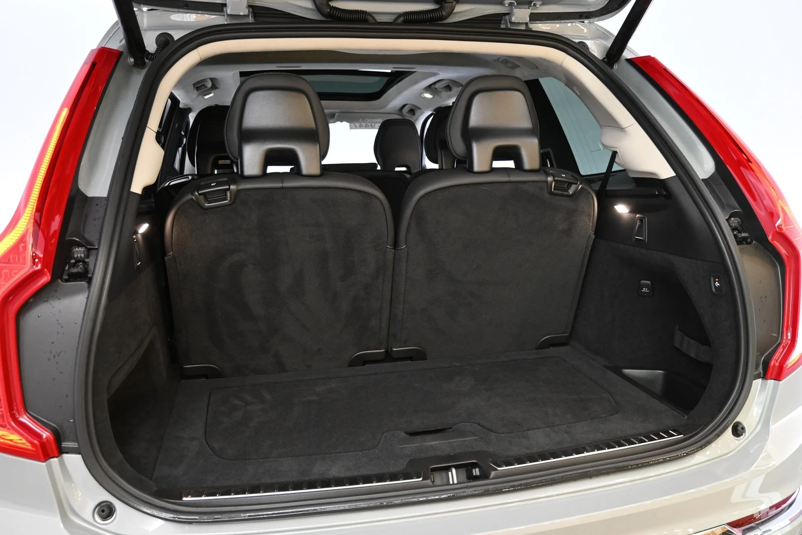 Car Image - 7h8SUBjdtpQz7vkv2F3MgF