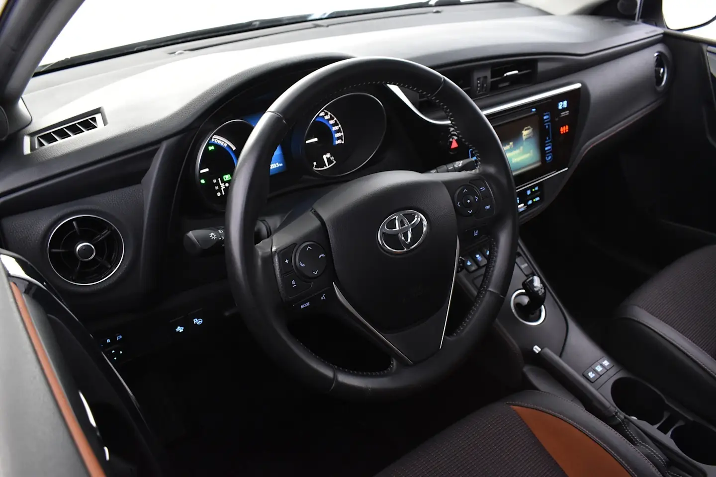 Car Image - 6aSoo8gPivWEXOtHK2565j