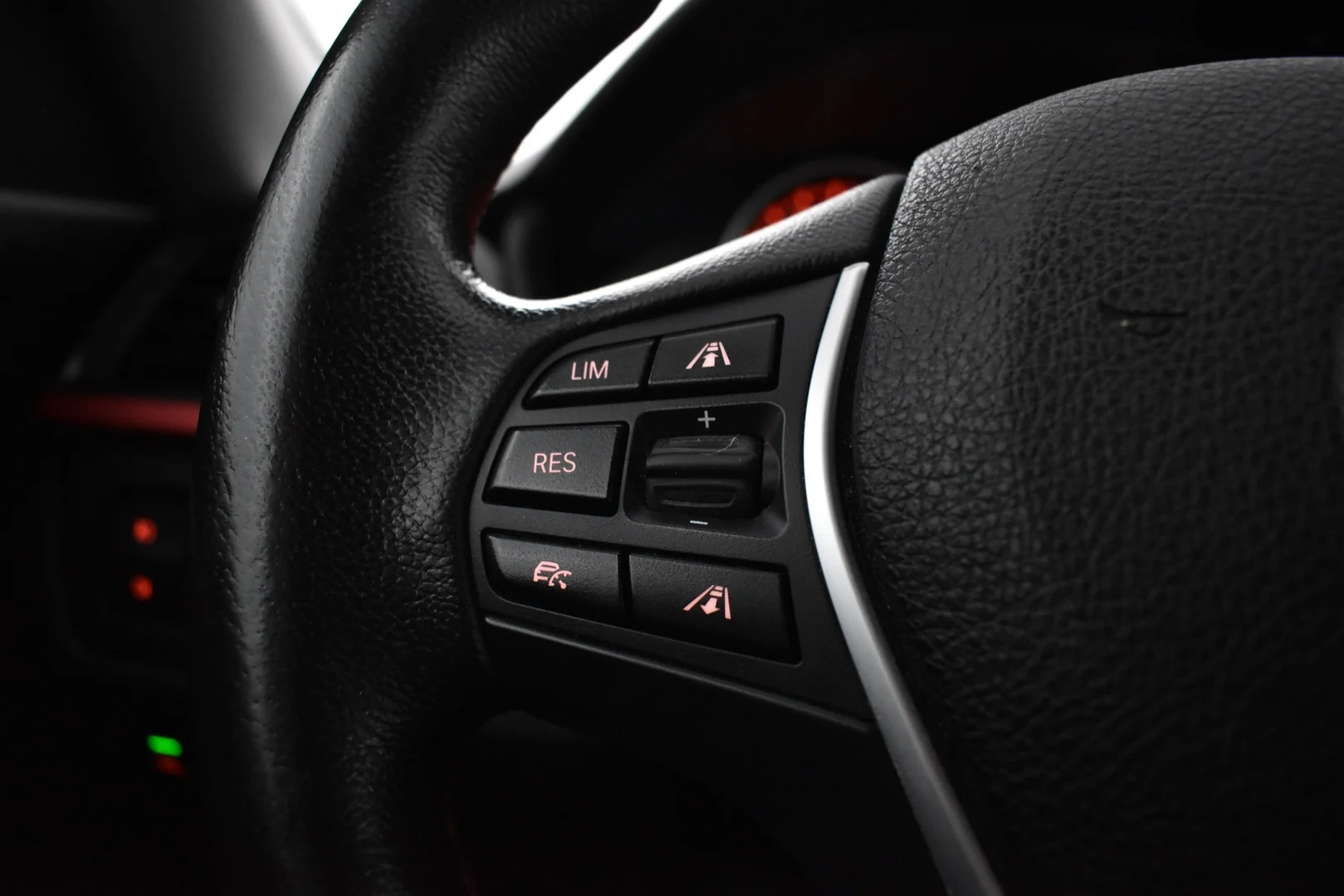 Car Image - 64qHl7rhOh0nhrD94tAXU5