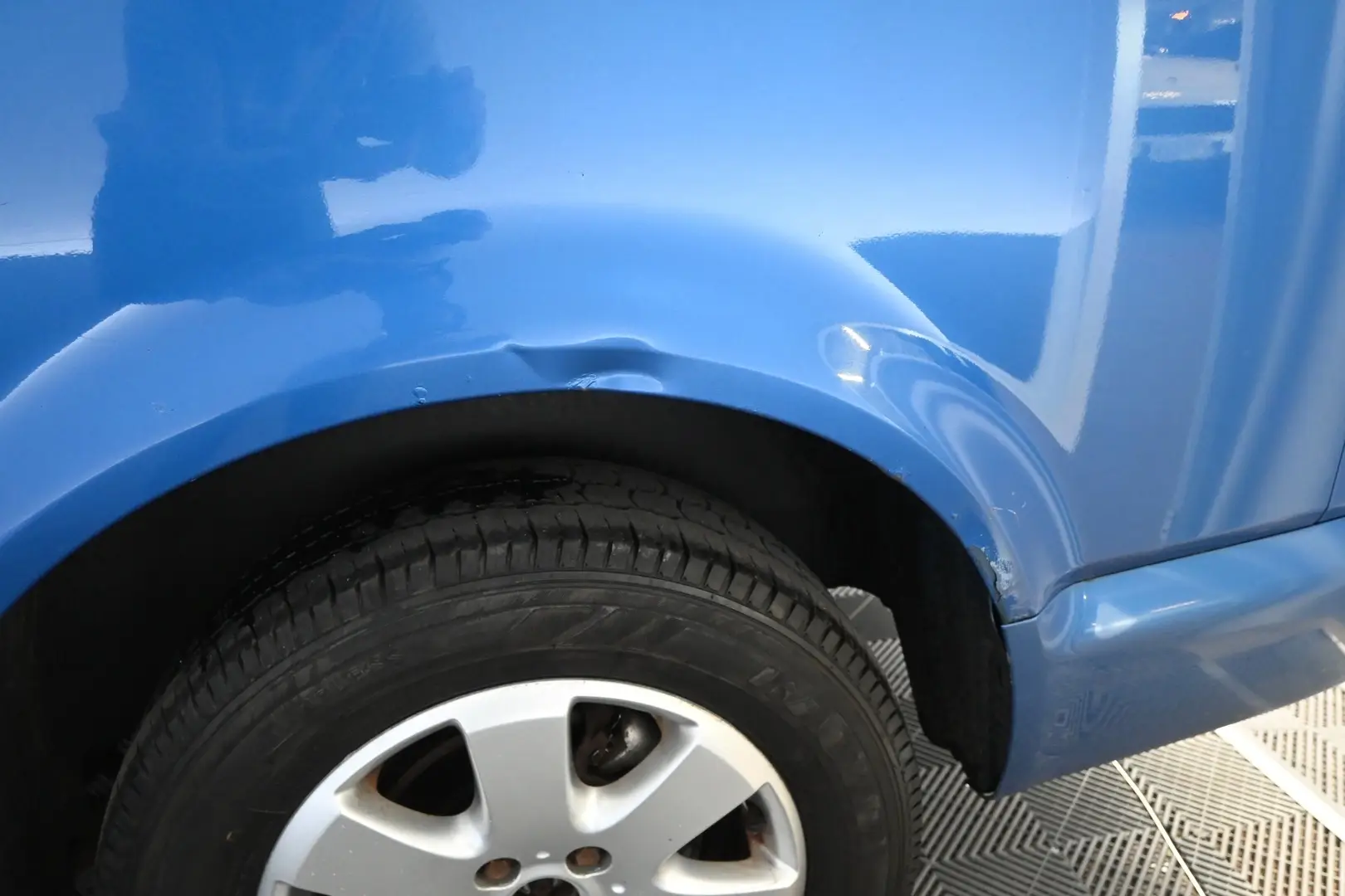 Car Image - 1cV7FKw9mDklFmOv0yuA2j