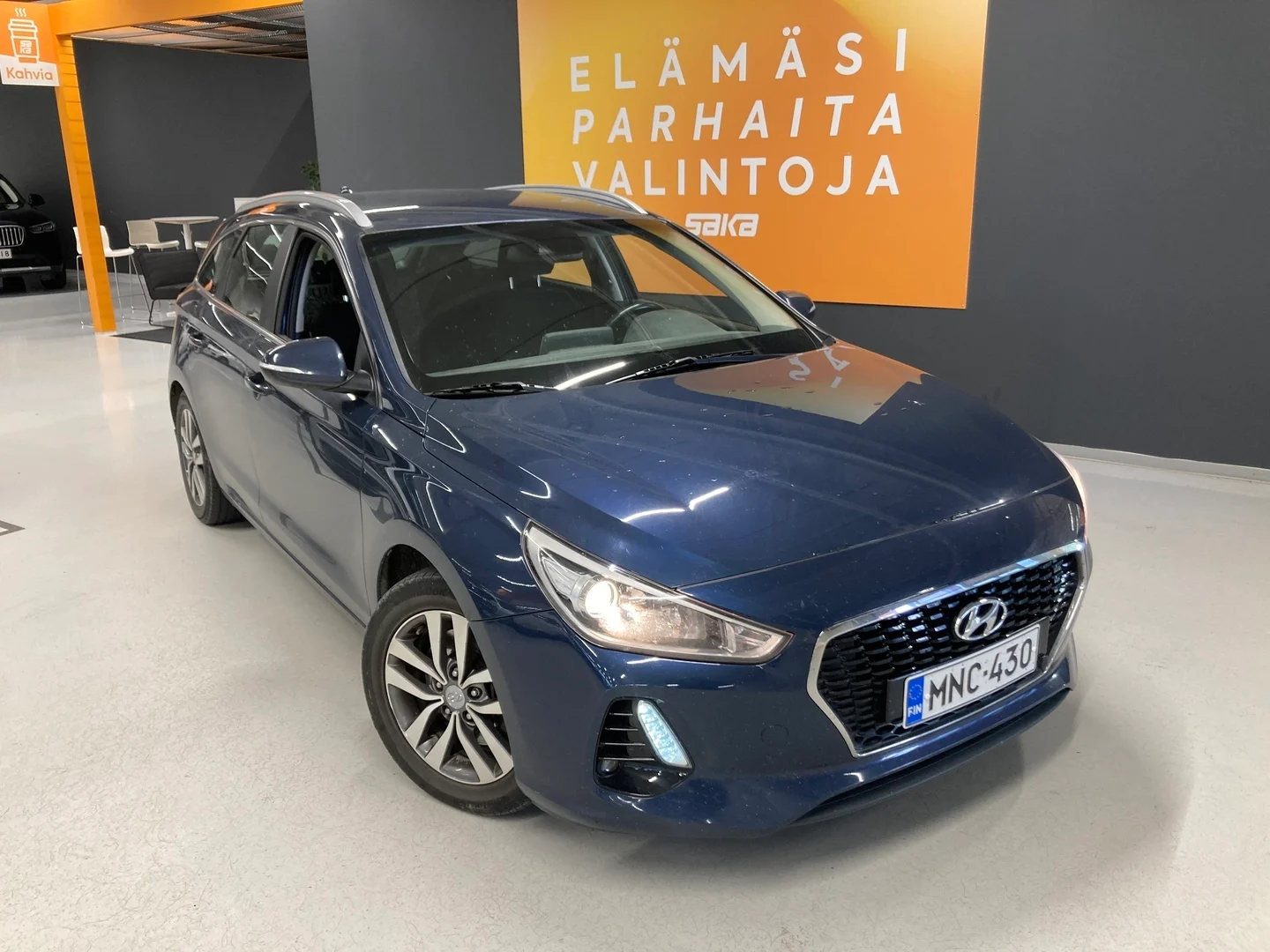 Car Image - 4UqRvh0XhgQSXgyZkbbYZh
