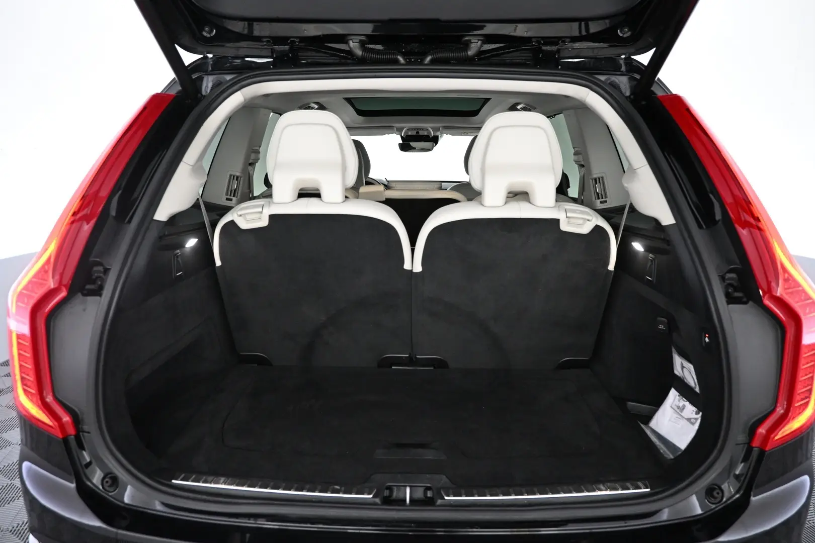 Car Image - 4wzFSFUoCceLO8IN0rTEY3