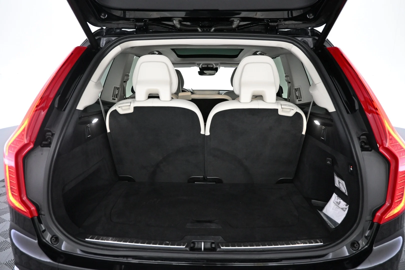 Car Image - 4wzFSFUoCceLO8IN0rTEY3