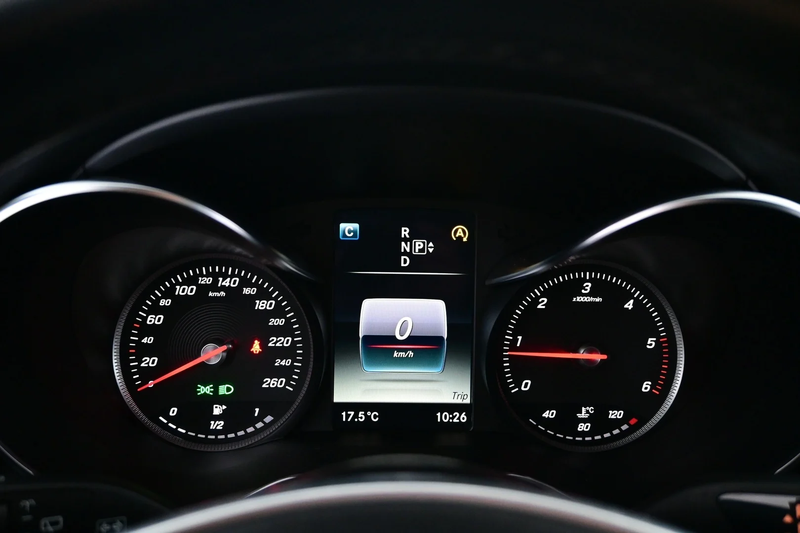 Car Image - 5pPiUFmyYKZ5SuYphZwrZo