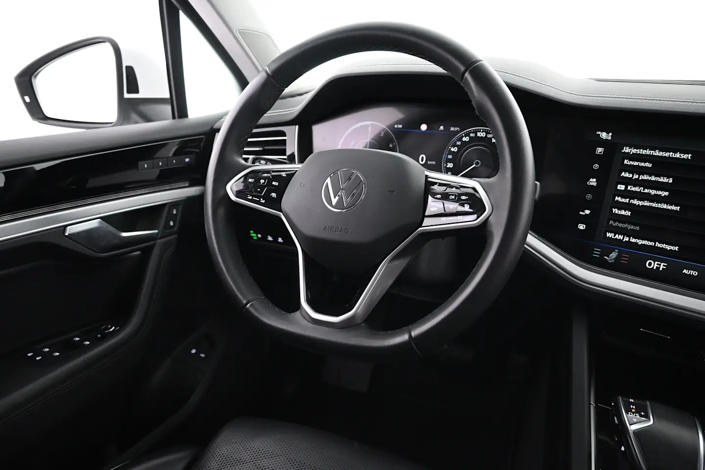 Car Image - 5IUb6rdutDkBEK2sGv5Fec