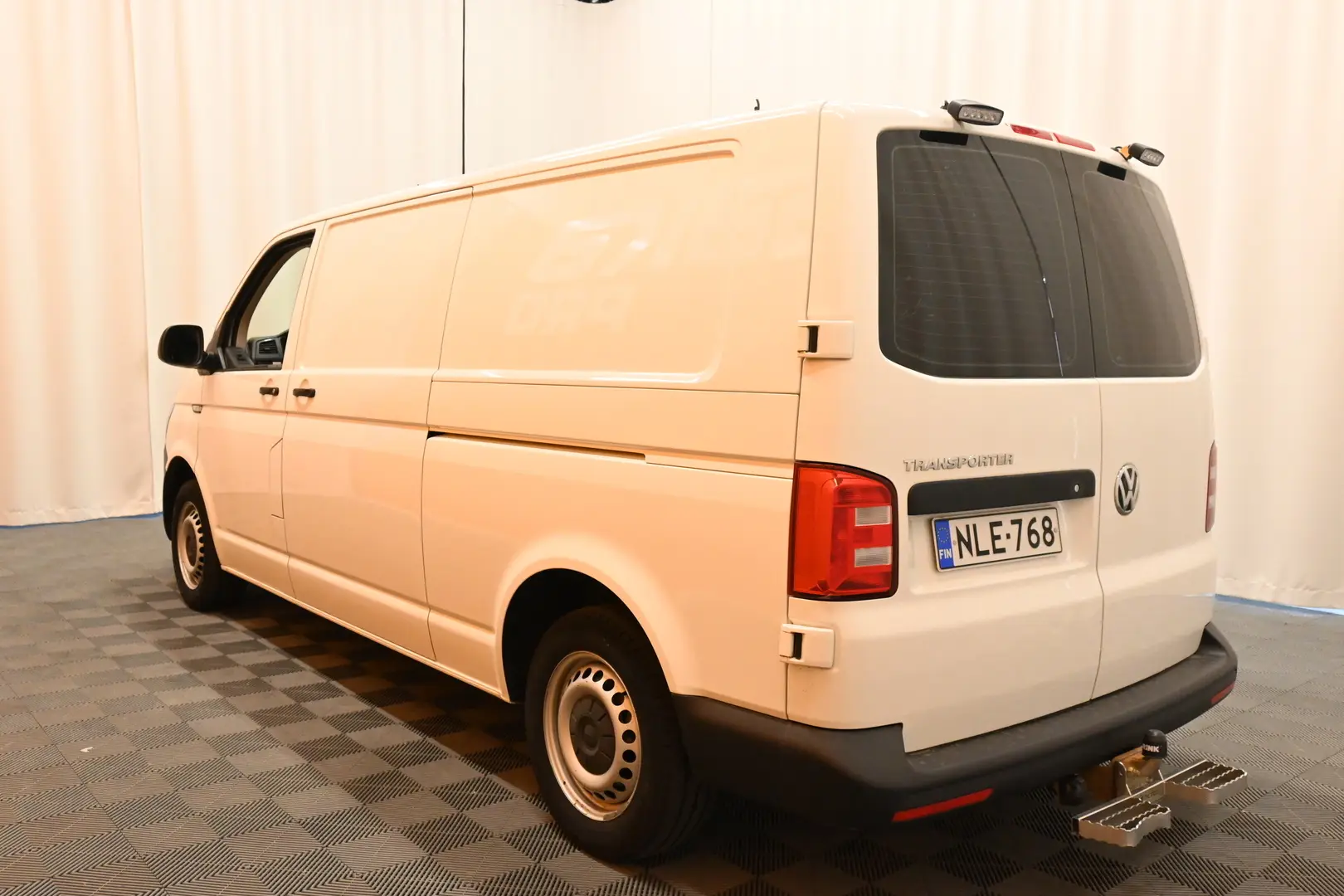 Car Image - 5Zf8FEIt1zA1CbnQMBqY06