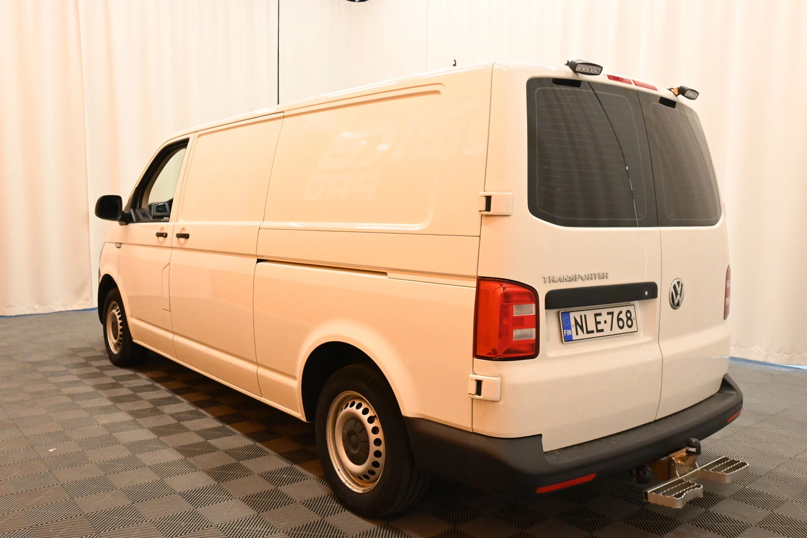 Car Image - 5Zf8FEIt1zA1CbnQMBqY06