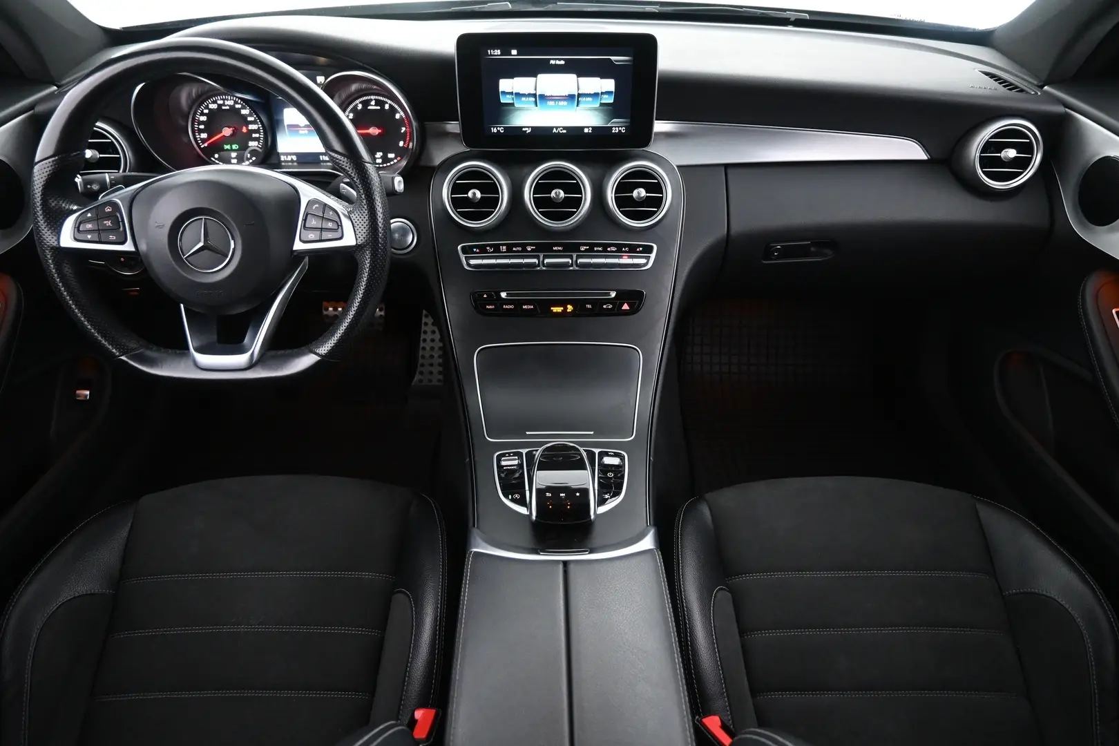 Car Image - 39WdJArrsdIxtU5tm0YrBi