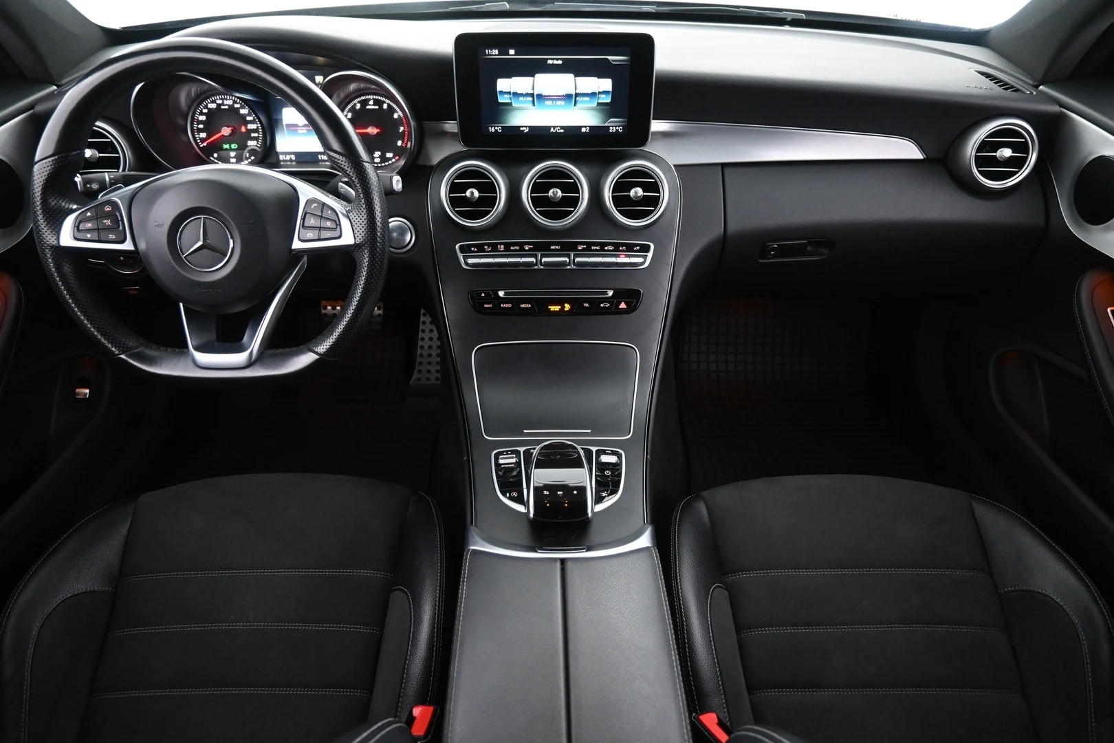 Car Image - 39WdJArrsdIxtU5tm0YrBi