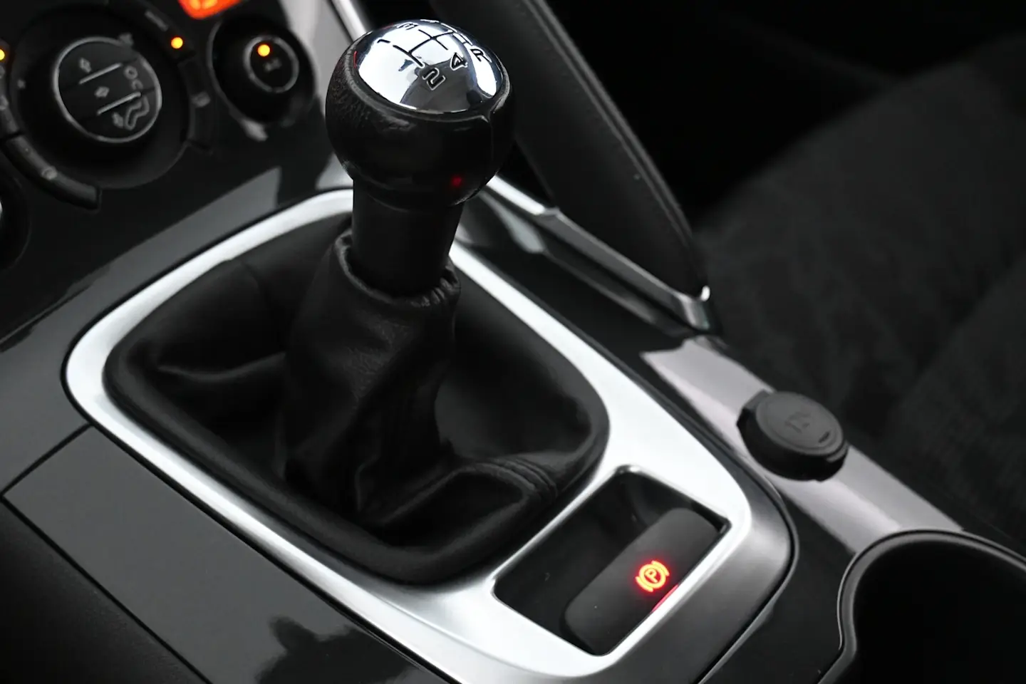 Car Image - 2hOf7BvHrqgQ8fqycjZKNK