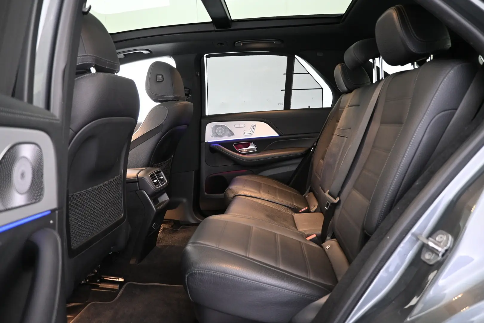 Car Image - ii4w1pBCCUHXDtJpHslcf