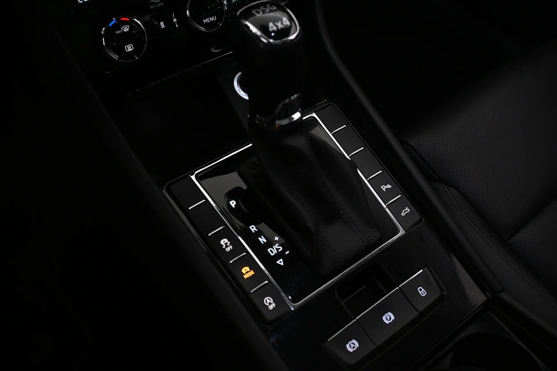 Car Image - 5Z2bxsOJQb5HSuEYQbfS7t