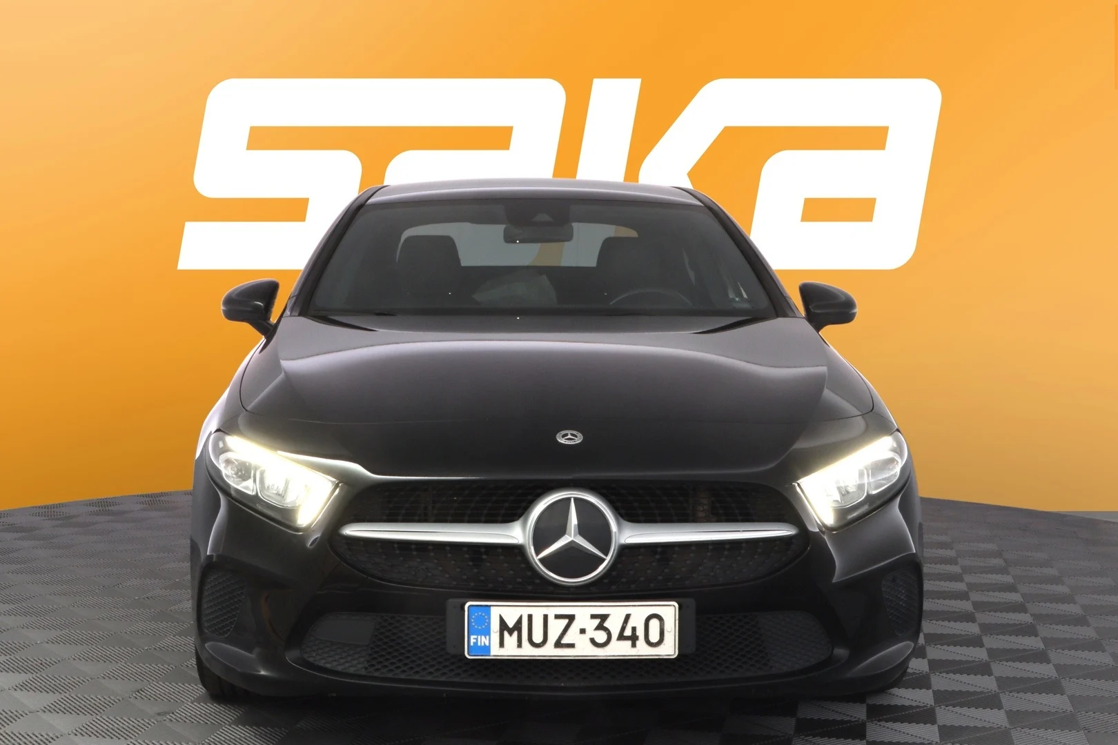 Car Image - hrM2KJwRO1xD3bVzeC21L
