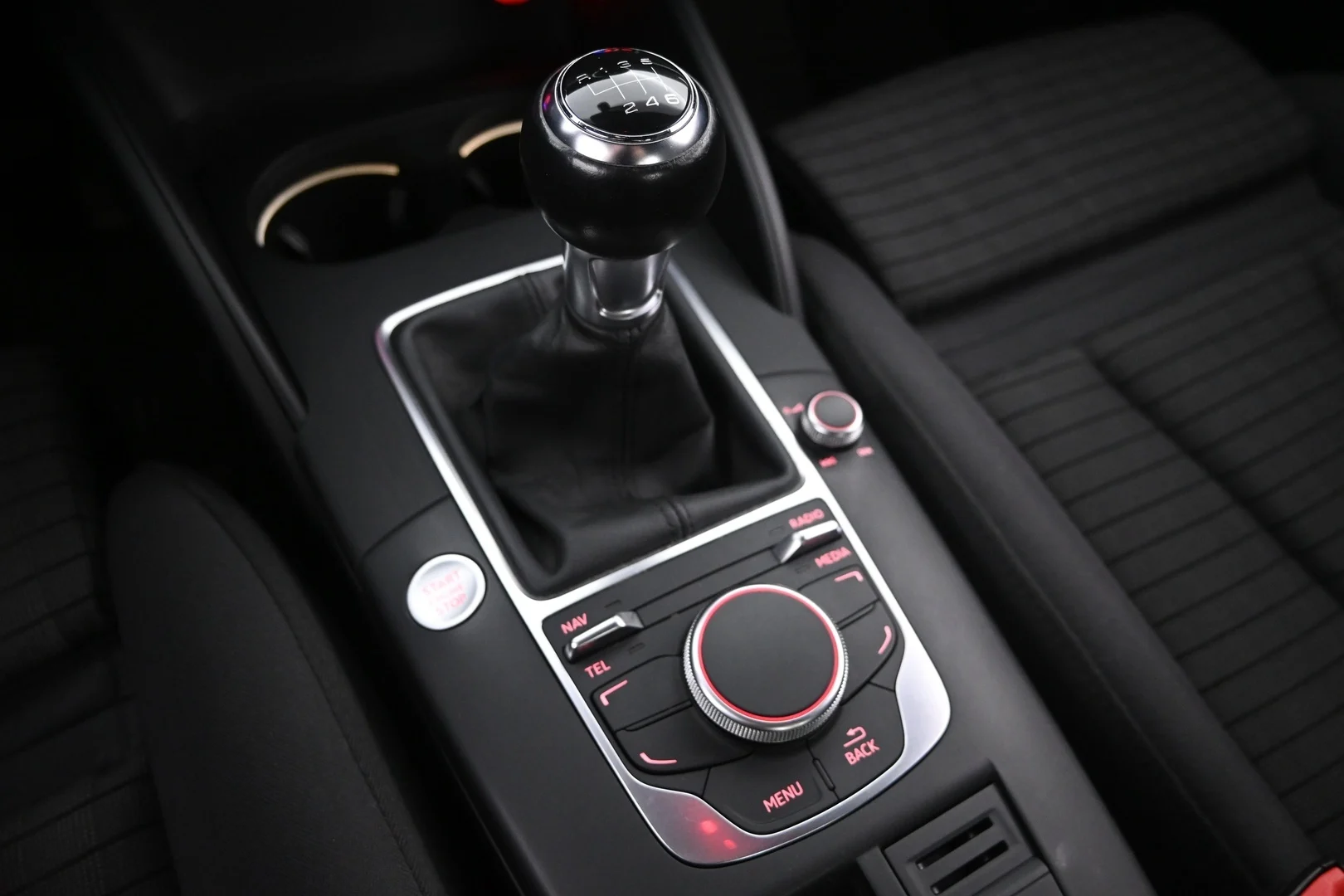 Car Image - VToUAqN6cO4VFTAfTX40Z