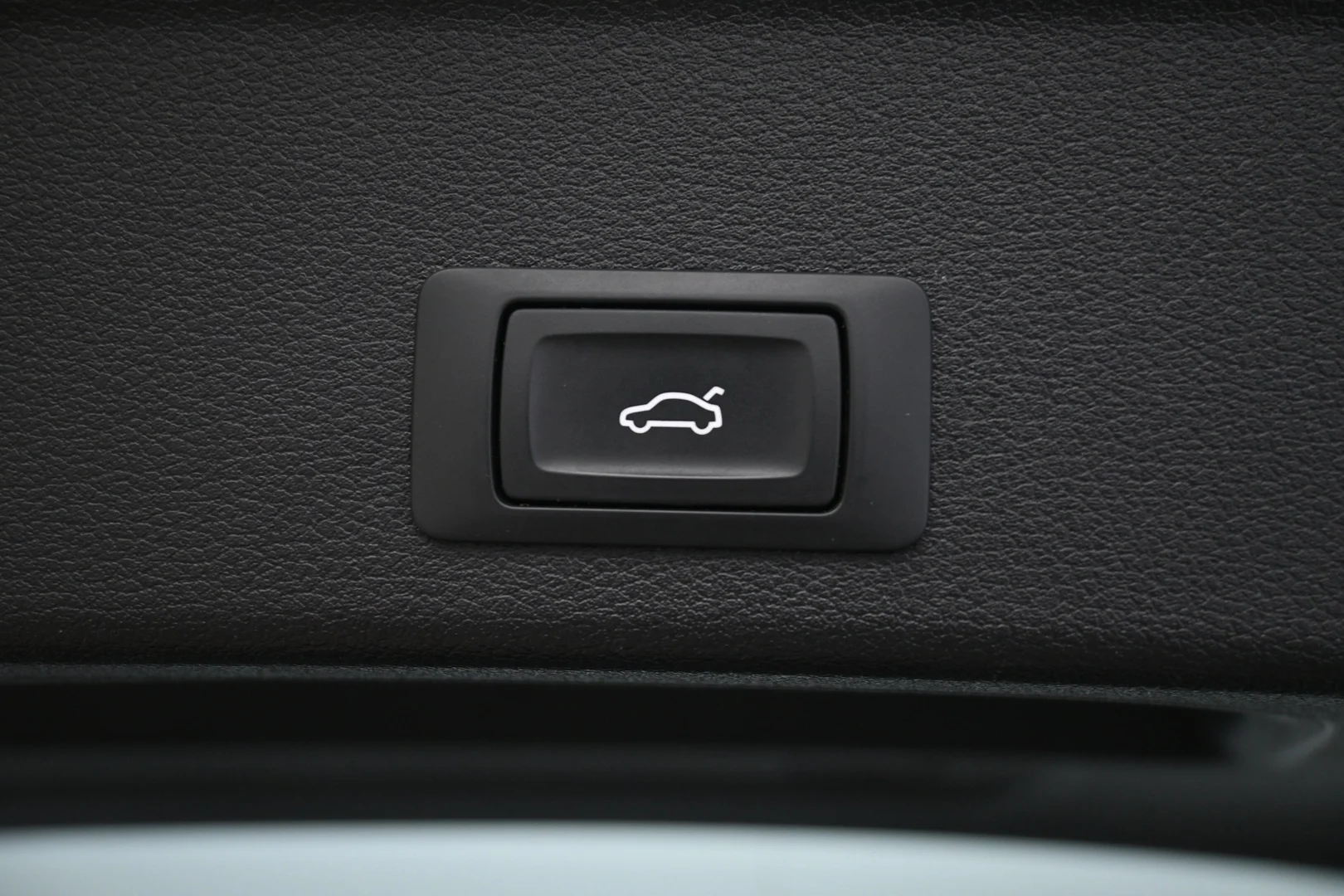 Car Image - 4Sk2l5YsqCTsvWcur196Ix
