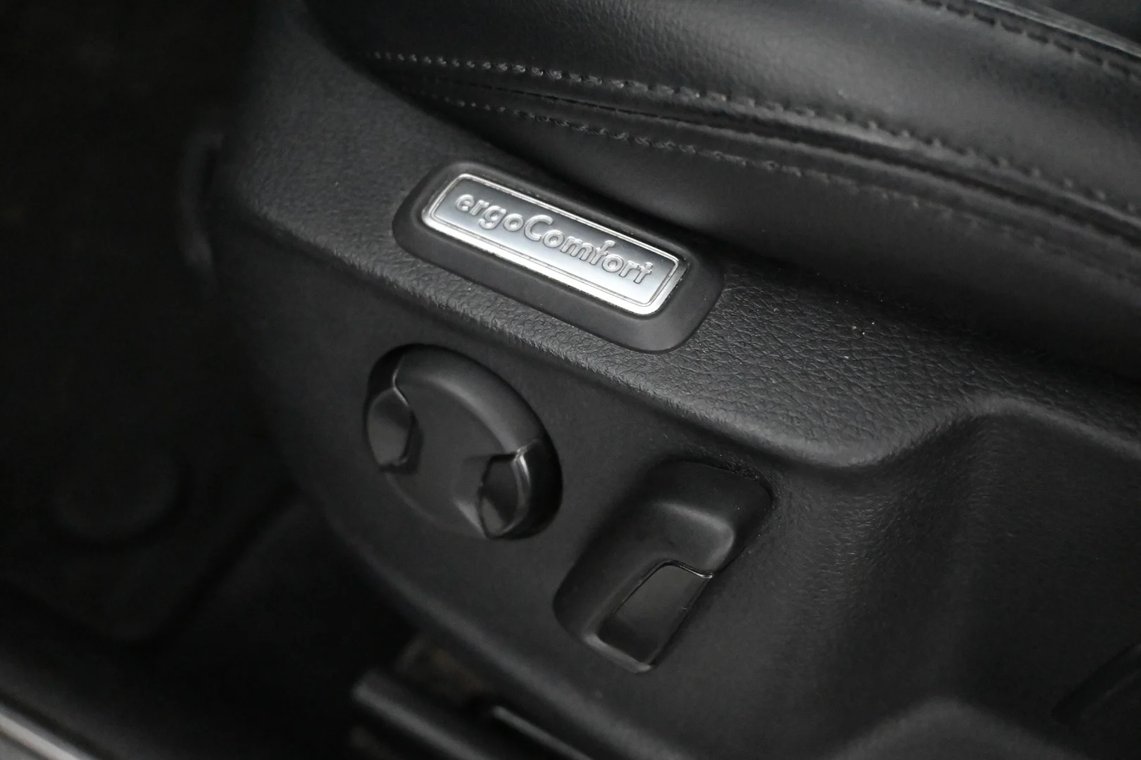 Car Image - 5iouIwbJMLljmrnfobeot1