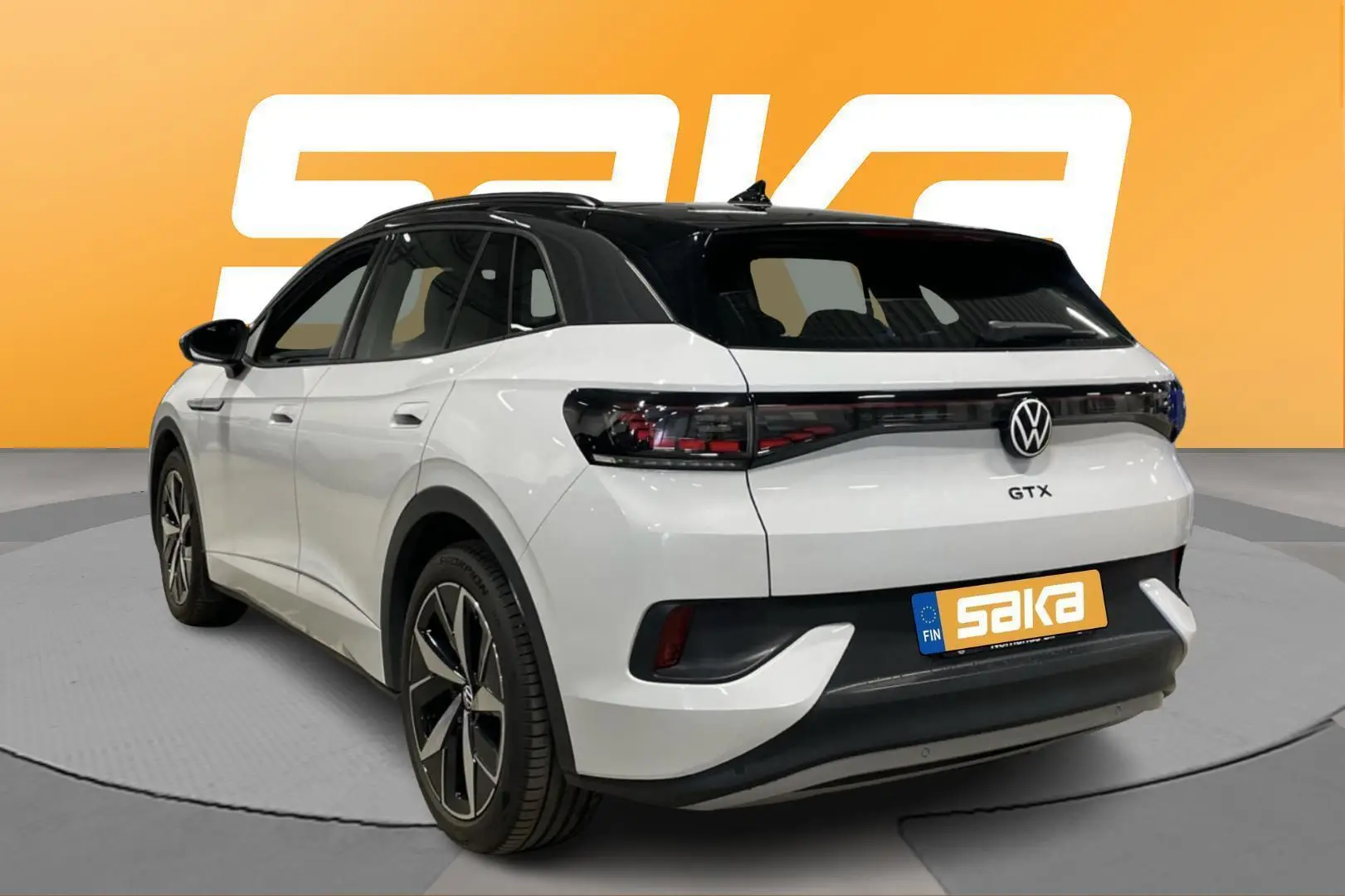Car Image - 32LCRsrSDwuGQmOZVFkX3e