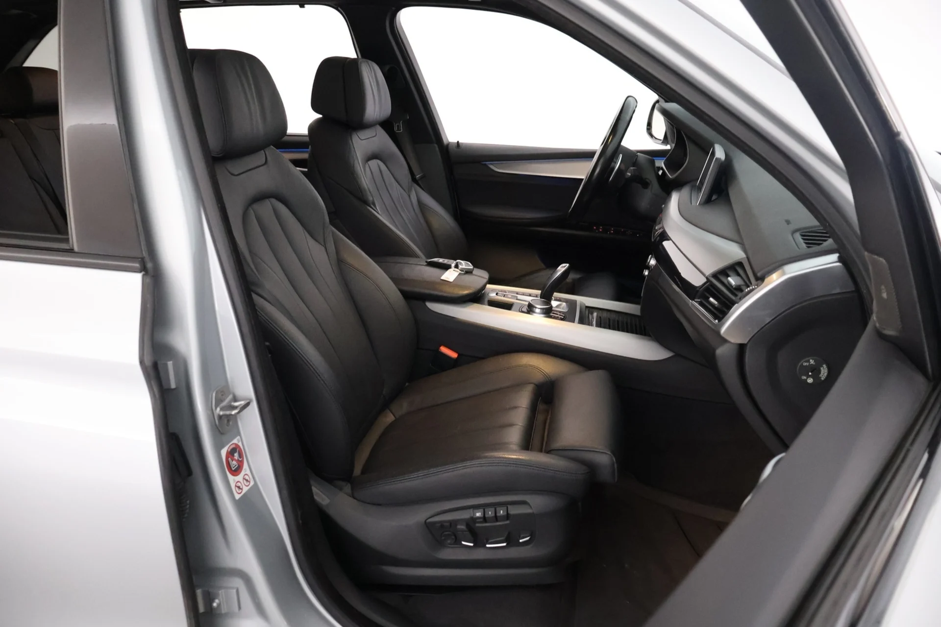 Car Image - 6wcpxFq53jpBBhPioFoNjf