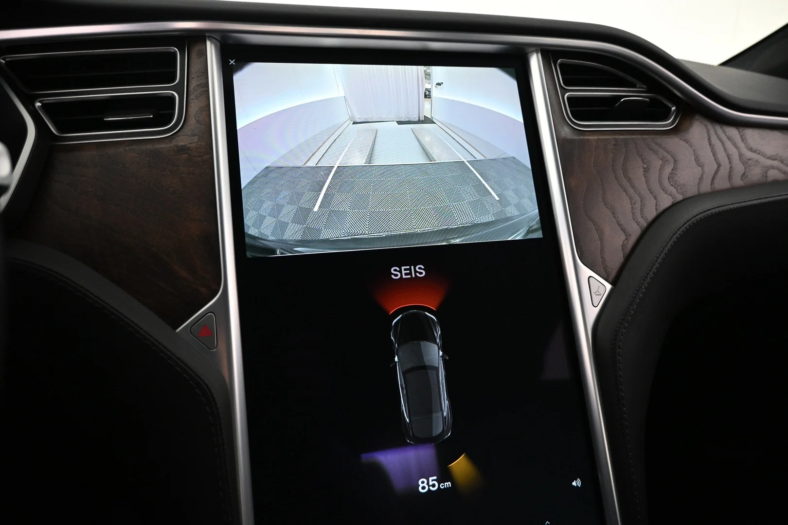 Car Image - 29f4RVg6wlP06ZmdjAbuqW