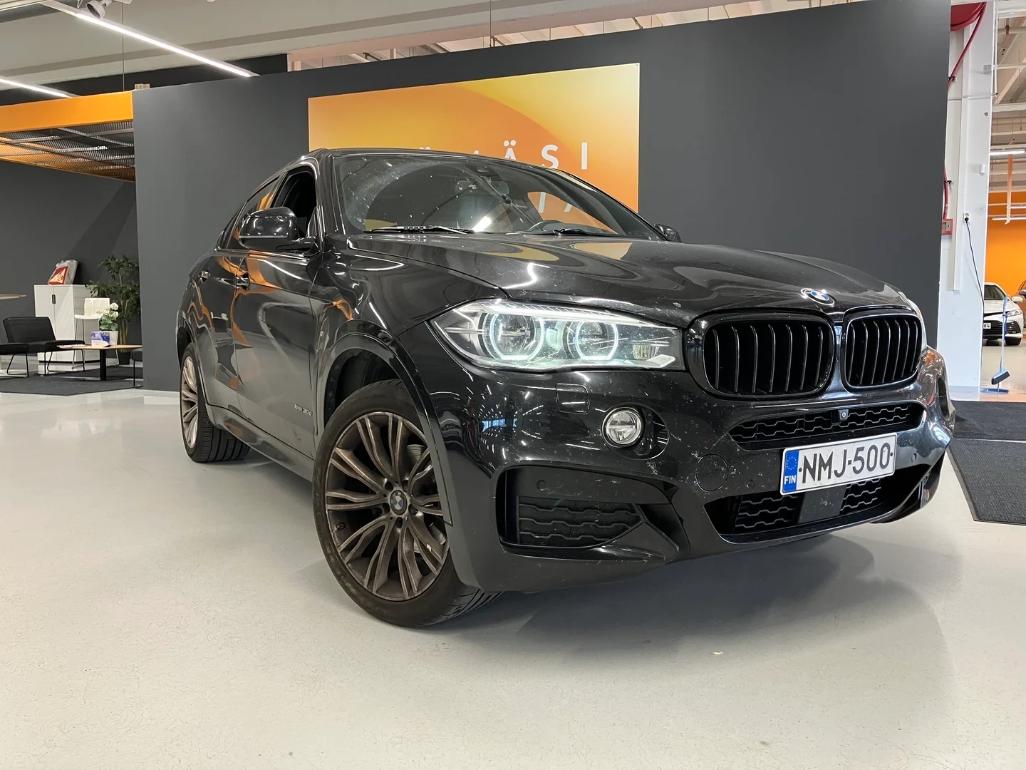 Car Image - 4LD4WQagmmH0XZYrUFUBv2