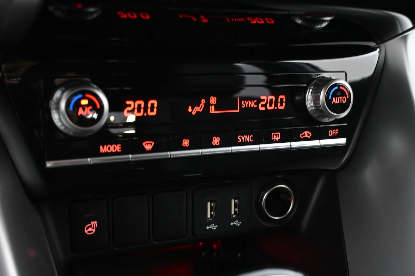 Car Image - 4McBGNQwAZYGLm4T3CAGbo
