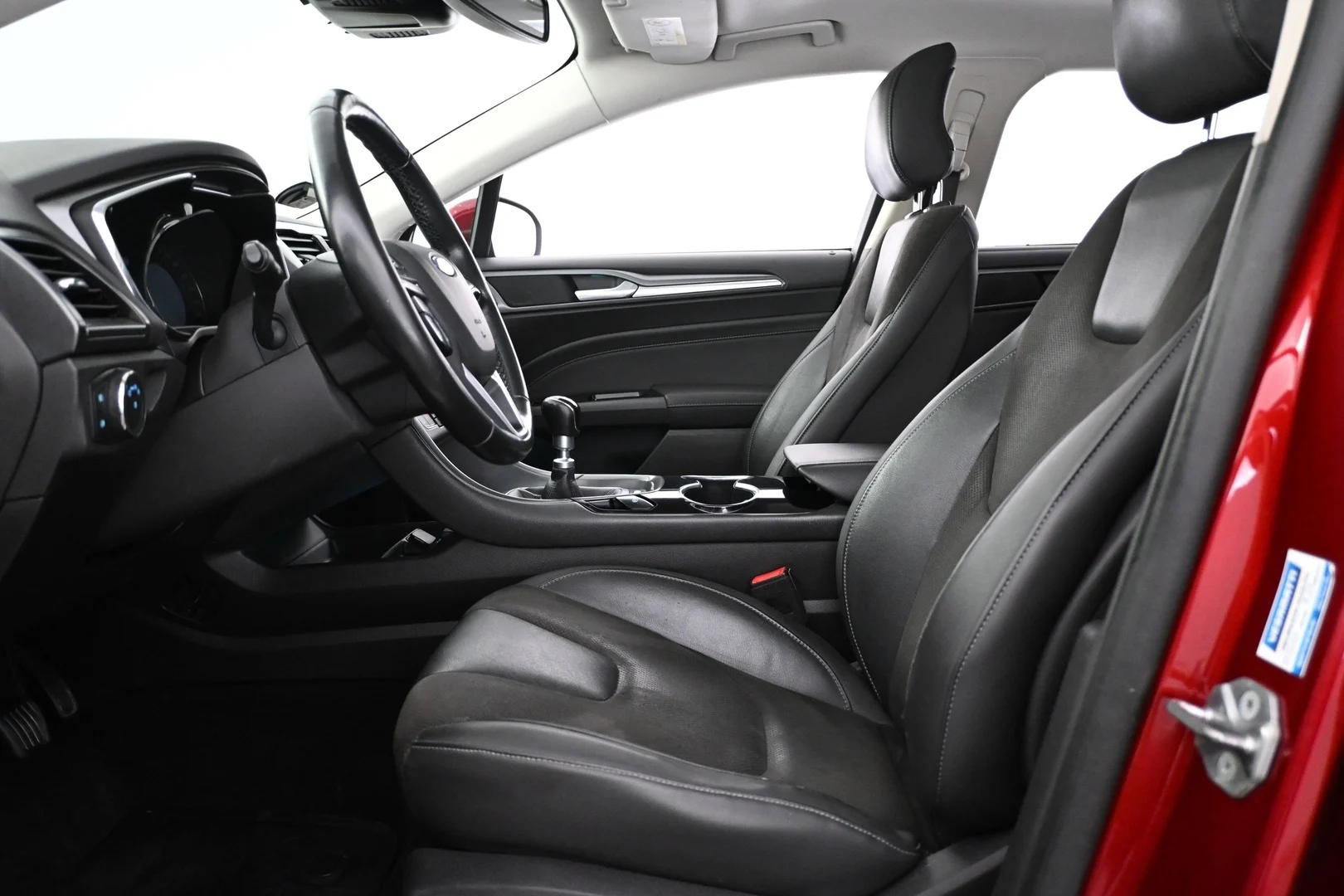 Car Image - 38hNfFOBYLwszjVYJH0OHg