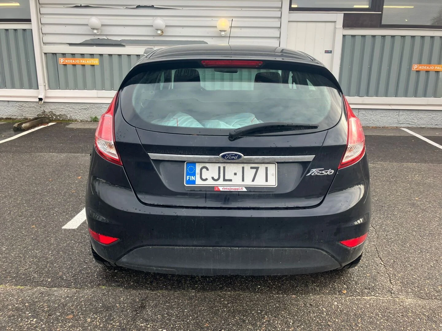 Car Image - 266OPKawVm8BjC6jqQ5l97