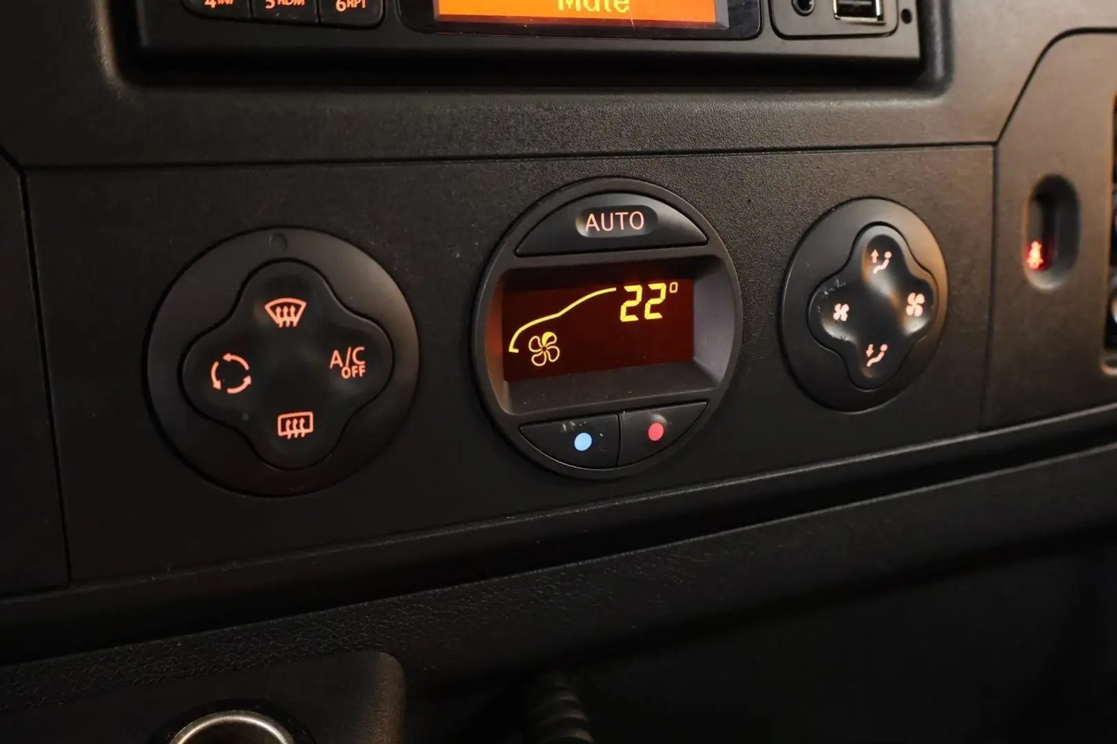 Car Image - 2Uadrgv75iagBQQrYZ8HZl
