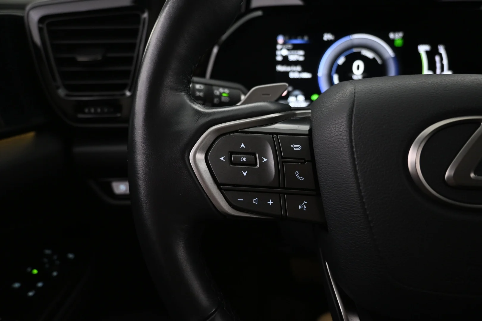 Car Image - 2li68beHr42K2Xy15LxiPg