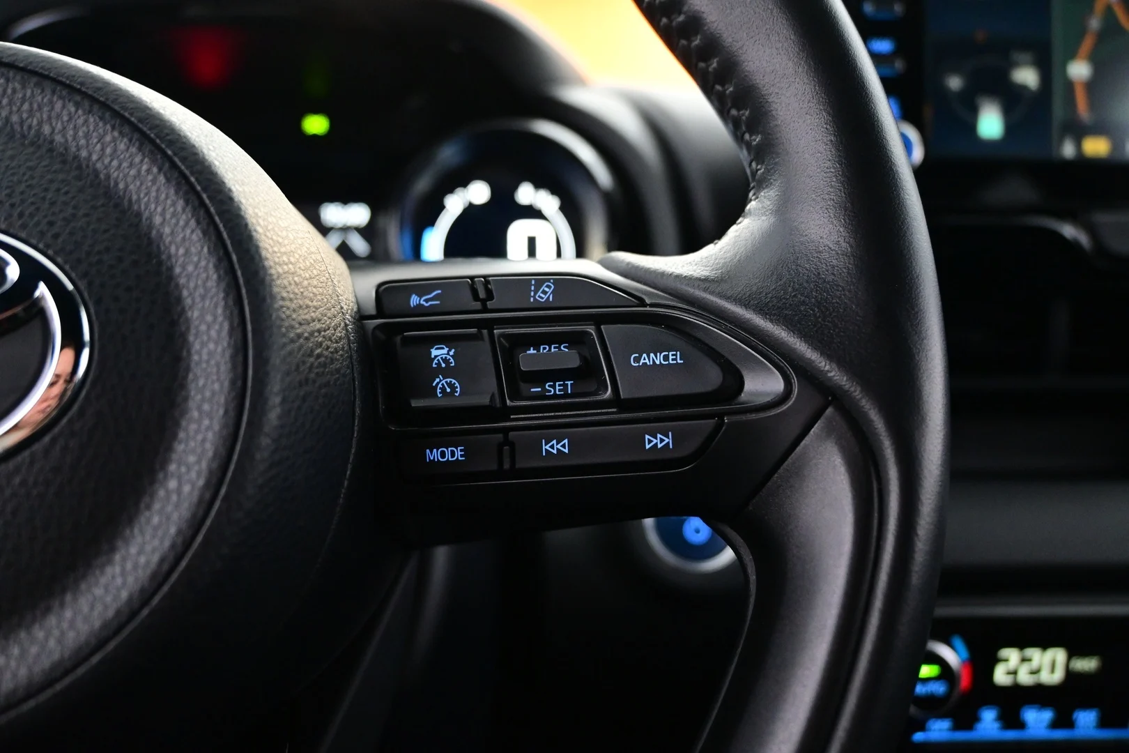 Car Image - 2ZnWAqBGnPmLEbd34213ka