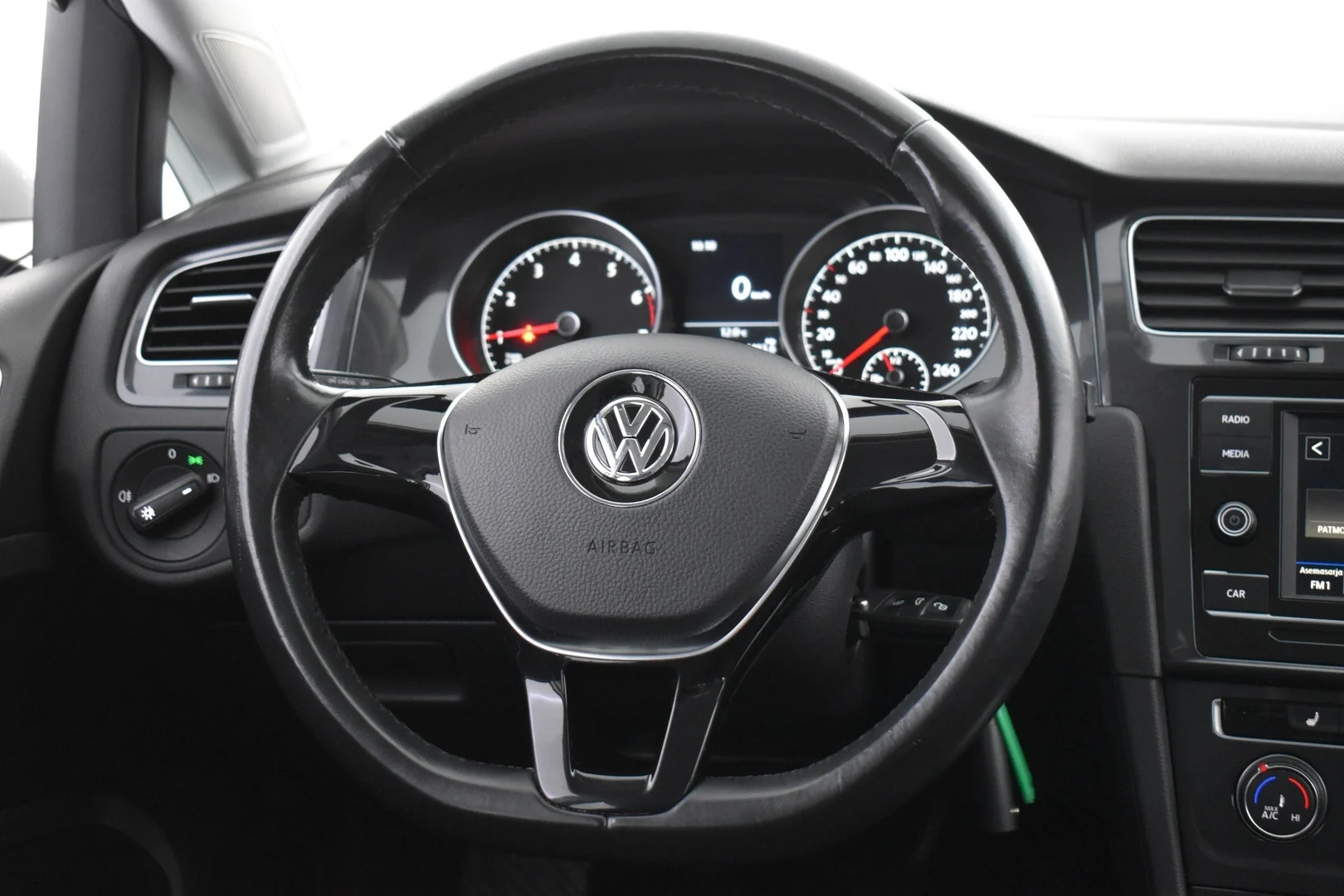 Car Image - 1k8LklCDAOFEXtWe4KSUxn