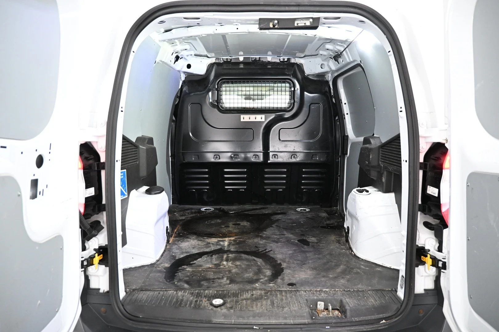 Car Image - 6KxalyBItlSAPLTdNklIiP