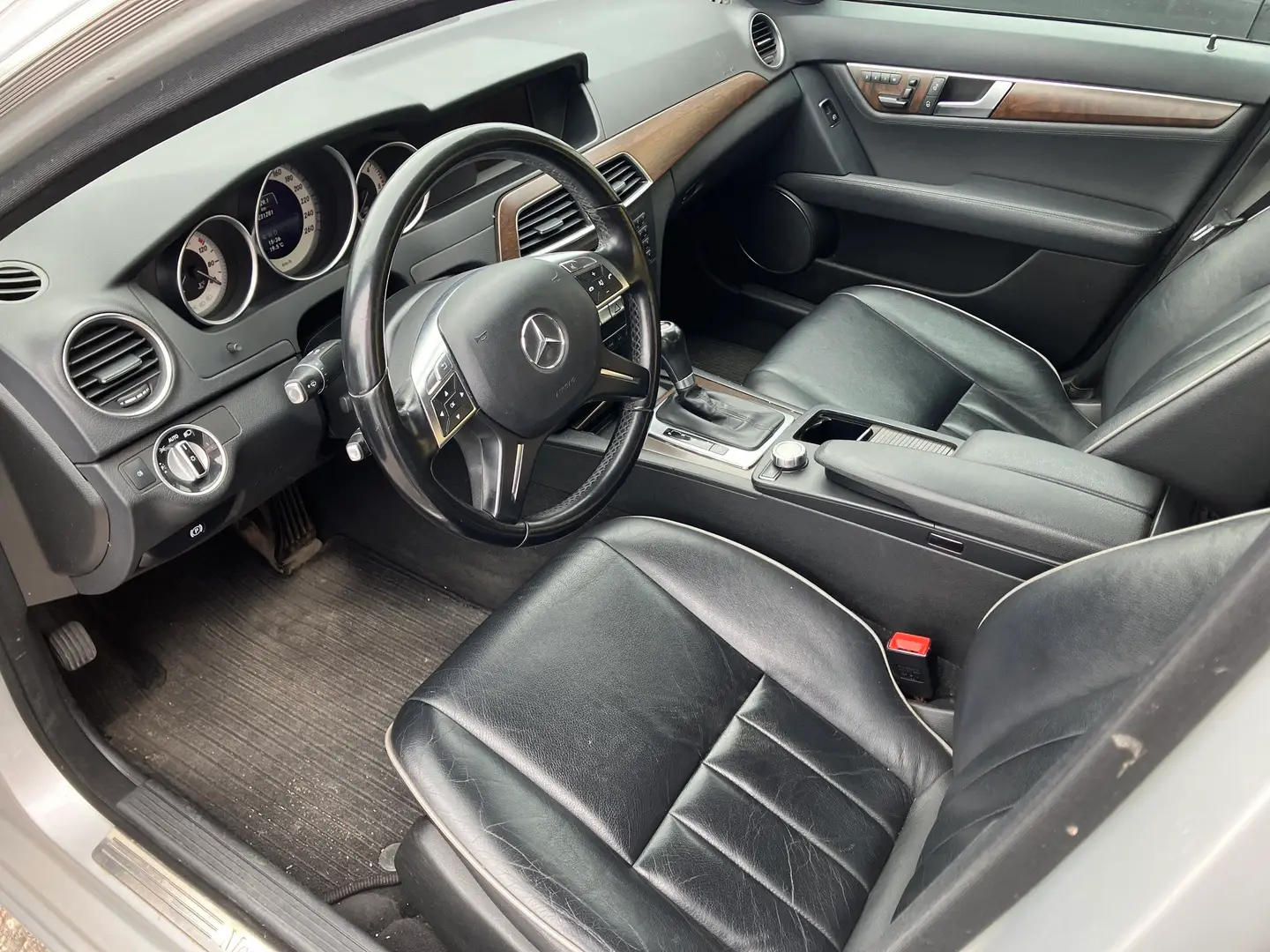Car Image - 5tvvMuSgLus7Xr3dgV1uog