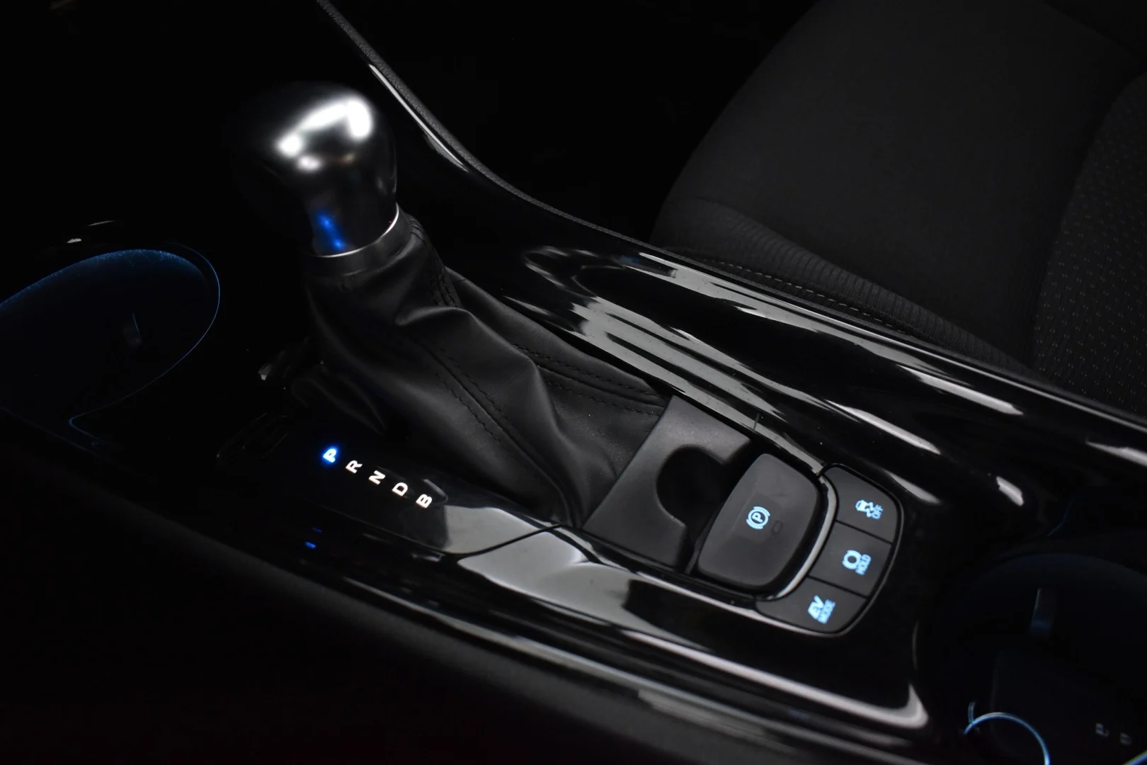 Car Image - 3quMX1RWbP2N8OP7FI2fiC